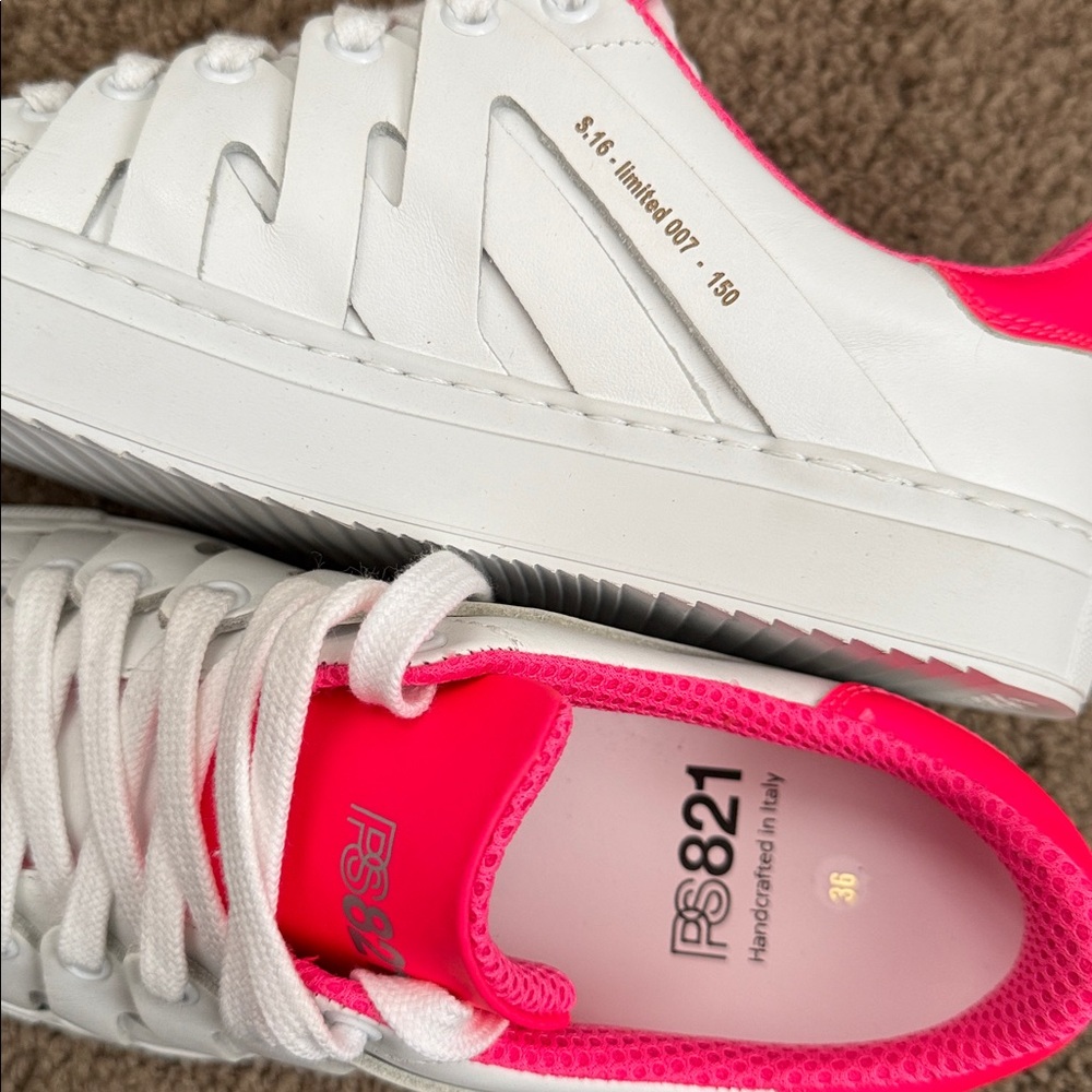 Limited Edition Italian Handmade Leather Sneakers PS821